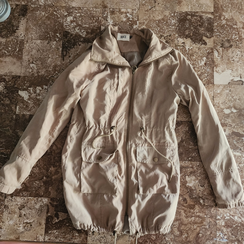 Bke light jacket